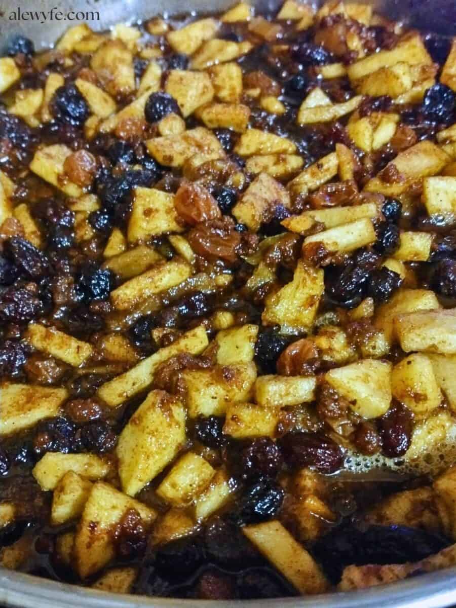 old-fashioned venison mincemeat simmering in a large pot.